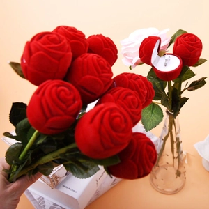 Romantic velvet red rose flower ring box bouquet for wedding proposals and jewelry gifts