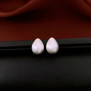 Minimalist 18k gold plated teardrop stud earrings with elegant matte pearl finish