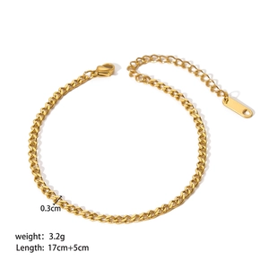 Detail view of 0.3cm gold twist chain bracelet showing 17cm length and extension