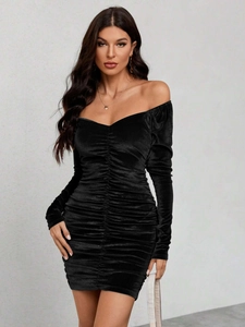 Vestido Mini De Terciopelo Fruncido Hombros Descubiertos Manga Larga Ajustado Elegante Color Sólido Fiesta Para Mujer