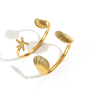 Polished 18k gold starfish and seashell stainless steel open bangle for women