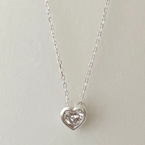Minimalist 925 sterling silver heart necklace with white heart-cut zirconia pendant