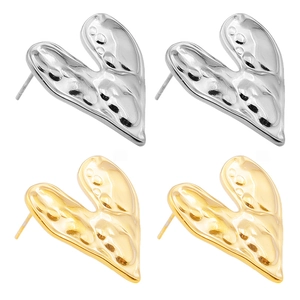 Lava textured heart-shaped stud earrings in 18k gold and silver stainless steel
