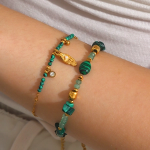 Bracelet en Acier Inoxydable Boho avec Pendentif Main de Fatma en Pierre Naturelle Malachite pour Femme Bijoux Ethniques Faits à la Main en Perles et Strass