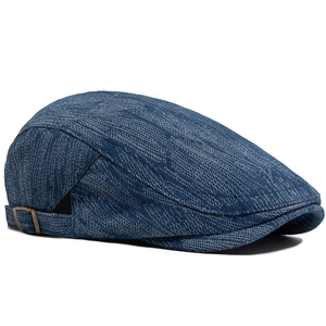 Casquette plate vintage en denim bleu foncé pour homme et femme avec boucle latérale en métal