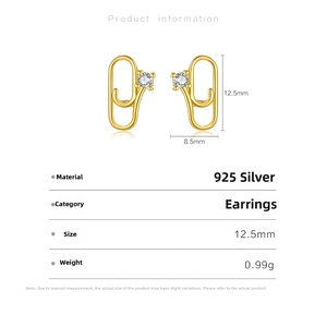 Detail of gold-plated S925 silver paperclip earring with zircon and 12.5mm dimensions