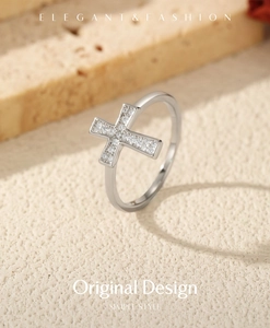 Detailed view of S925 sterling silver cross ring with sparkling cubic zirconia pavé