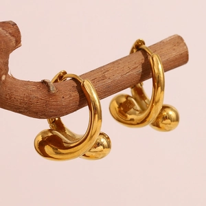 Boucles D'oreilles Créoles Tête De Serpent Plaquées Or 18 Carats En Acier Inoxydable Style Métal Liquide Pour Femmes