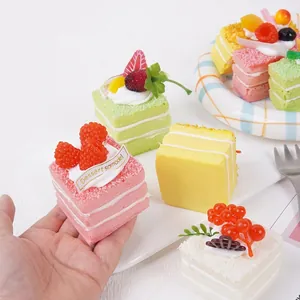 Gâteau Mousse Carré Artificiel PU Slow Rebound Squishy Jouet Réaliste Fausse Nourriture Décoration Accessoires De Photographie