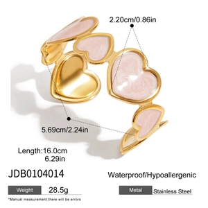 Detailed size and material guide for pink heart-shaped stainless steel bangle