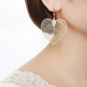 Elegant gold heart-shaped hollow earrings with intricate leaf vein texture for women