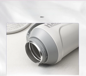 Close-up of smooth 316 stainless steel rim on large capacity sports insulated bottle