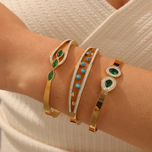 Bracelet Jonc En Acier Inoxydable Plaqué Or Pour Femme Strass Vert Émeraude Zircon Blanc Sertis Manchette Ouverte Élégant