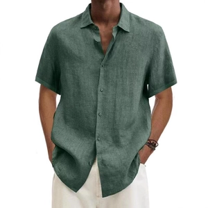 Camicia da uomo verde scuro in cotone e lino a maniche corte con bottoni a V