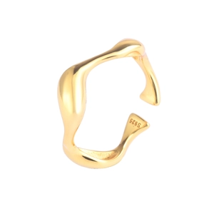 Minimalist S925 sterling silver irregular wavy open ring in a gold-plated finish