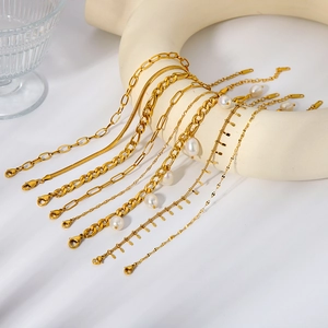 Bracelets de cheville en acier inoxydable doré avec perles et différents types de maillons