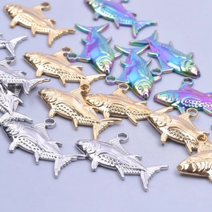 Polished stainless steel fish charms for DIY necklaces in gold silver and rainbow finishes