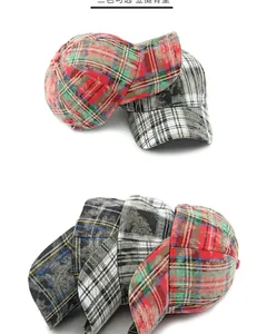 Vue détaillée de trois casquettes de baseball à carreaux vintage en coton délavé