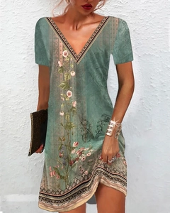 Abito midi con scollo a V e maniche corte con stampa floreale etnica in verde vivace