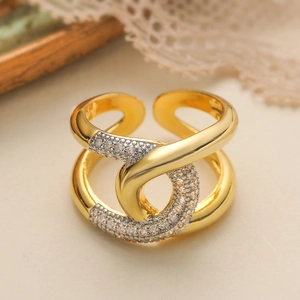 Bague ouverte luxueuse dorée à double couche avec oxydes de zirconium pour femme