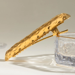 Klassische 18k vergoldete Edelstahl Haarklammer mit gehämmerter Textur Finish