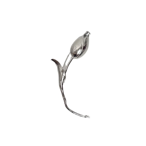 Elegant silver tulip flower bud brooch in polished metal for women's fashion suits