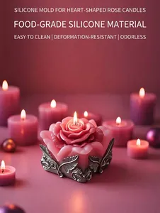 Dettaglio macro dello stampo in silicone per candela a rosa a forma di cuore