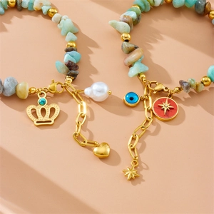Irregular stone beaded bracelet set with gold pendants and crown charms for women