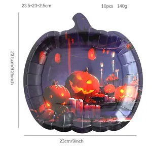 Set of 10 Halloween pumpkin paper plates measuring 23.5x23cm for spooky party table decor