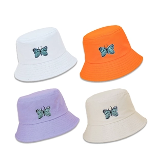 Bobs minimalistes en coton avec broderie papillon bleu en quatre couleurs tendance