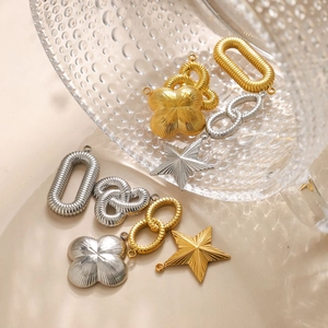 Geometric Pendants 304 Stainless Steel 18K Gold Plated DIY Charms Star Flower Clover Textured For Jewelry Making