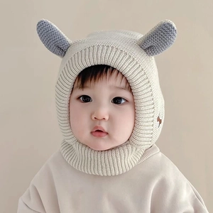 Winter knitted baby hooded earflap hat with cute animal ears in beige and grey