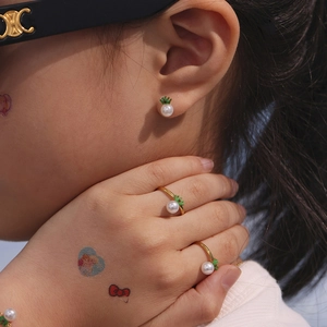 Kids gold stainless steel jewelry set with white pearl and green crown design