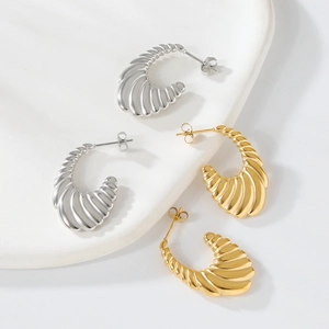 Minimalist Stainless Steel Croissant Stud Earrings For Women Vintage Shell Texture Gold Silver Electroplated Hoop Jewelry