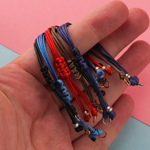 Bracelets faits main en corde de cire tressée avec perles en métal, couleurs variées