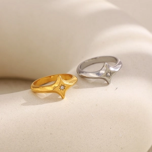 North Star Starburst Ring Stainless Steel 18K Gold Plated Cubic Zirconia Inlaid Chic Minimalist Jewelry For Women