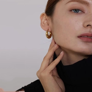 Chic 18K gold plated thick crescent earrings made of polished stainless steel for women