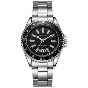 Montre Homme À Quartz Bracelet En Acier Inoxydable Calendrier Affichage Date Aiguilles Lumineuses Résistant À L'eau Mode