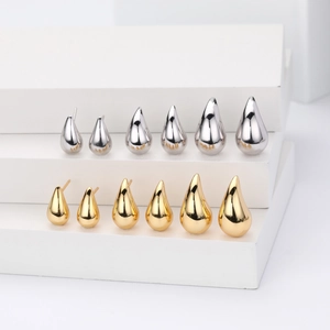 Polished S925 sterling silver waterdrop stud earrings in gold and silver colors
