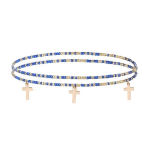 Collier à trois rangs de perles bleues et dorées avec de petits pendentifs en croix