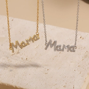 Halskette aus Titanstahl mit Mama-Anhänger und Zirkonia in Gold- und Silberoptik