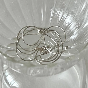 Elegant 925 sterling silver multi-strand snake chain necklace in a clear glass cup