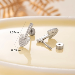 Silver shovel-shaped cartilage earrings with sparkling cubic zirconia, size 1.37cm by 0.55cm