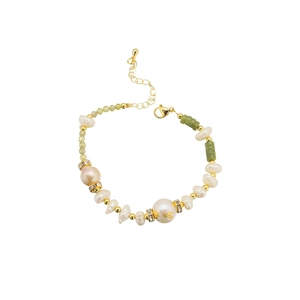 Natural freshwater pearl bracelet with green beads and 18k gold plated lobster clasp