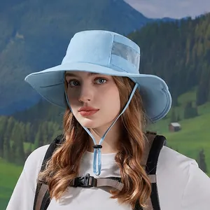 Cappello parasole azzurro a tesa larga con rete traspirante per attività all'aperto