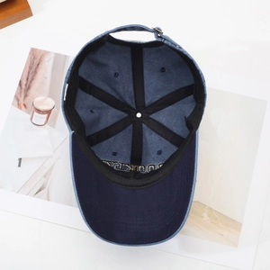Casquette de baseball en coton lavé bleu marine avec broderie Brooklyn à l'intérieur