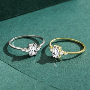 S925 sterling silver classic emerald cut 1 carat ring set in silver and gold plating