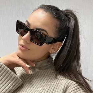 Vintage tortoiseshell square sunglasses for women with premium metal hinge detail