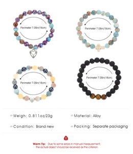 Détails des bracelets perlés colorés de 18cm avec pendentifs cœur et matériaux