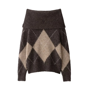 Pull en maille à losanges pour l'automne avec grand col rabattu tons café et beige